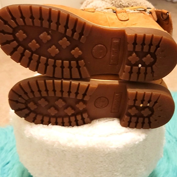 Timberland Boots woman's Sz 7.5 - Picture 7 of 7